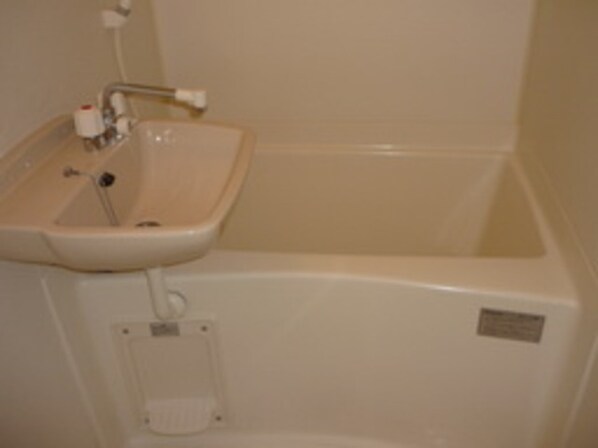 レオパレスKウッズIIの物件内観写真